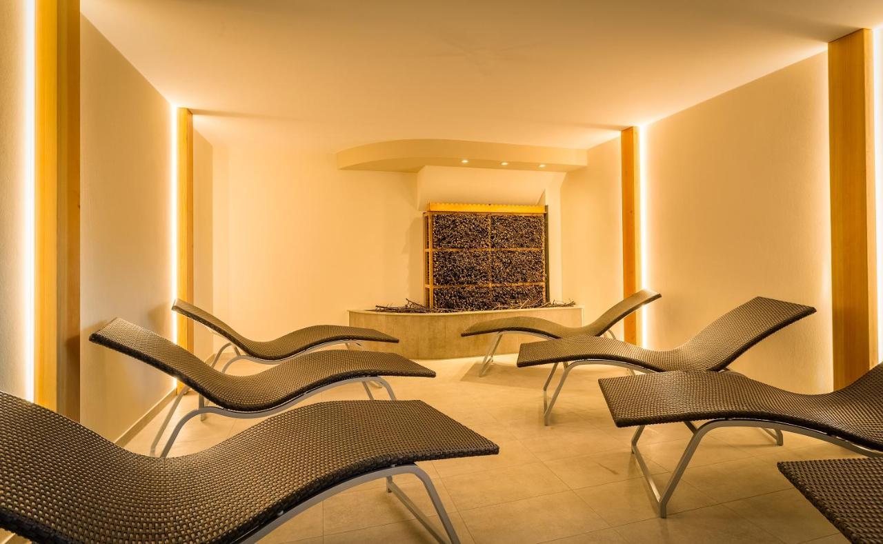 Ringhotel Warnemuender Hof Rostock Ngoại thất bức ảnh