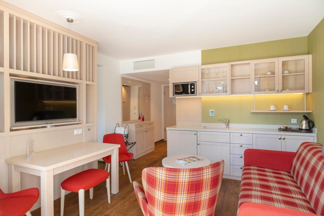 Ringhotel Warnemuender Hof Rostock Ngoại thất bức ảnh