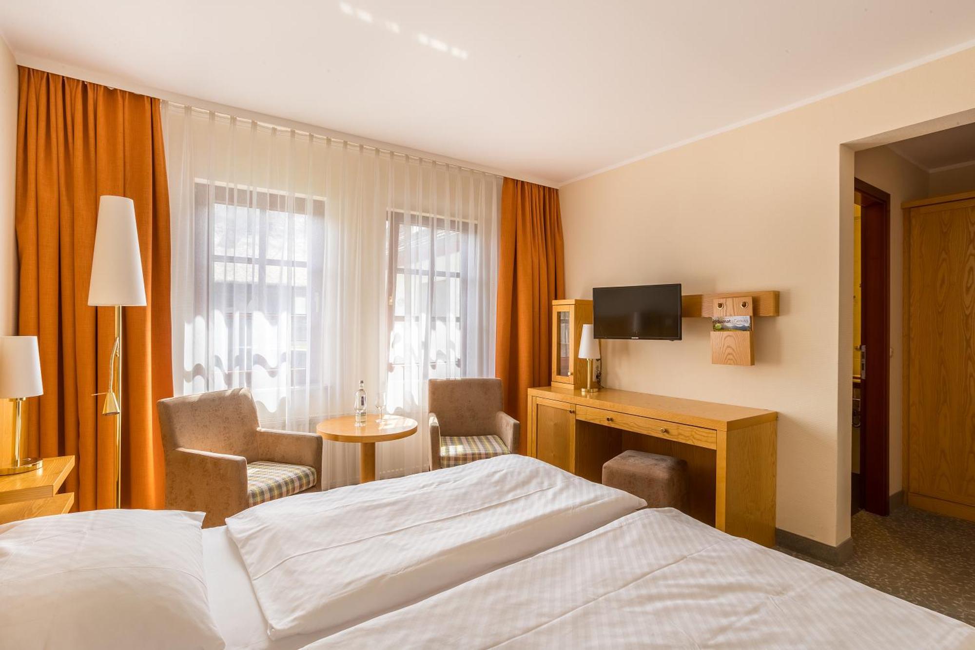 Ringhotel Warnemuender Hof Rostock Ngoại thất bức ảnh