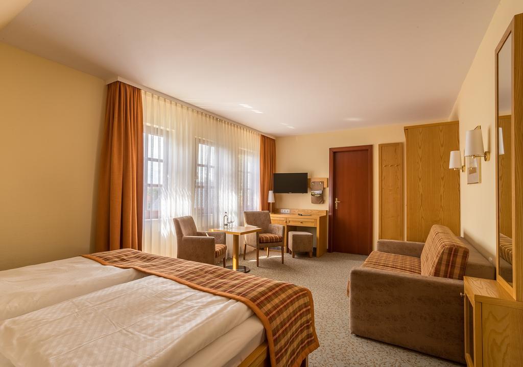 Ringhotel Warnemuender Hof Rostock Ngoại thất bức ảnh